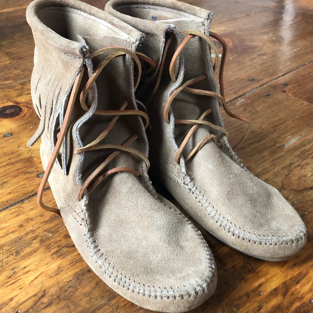Minnetonka moccasins